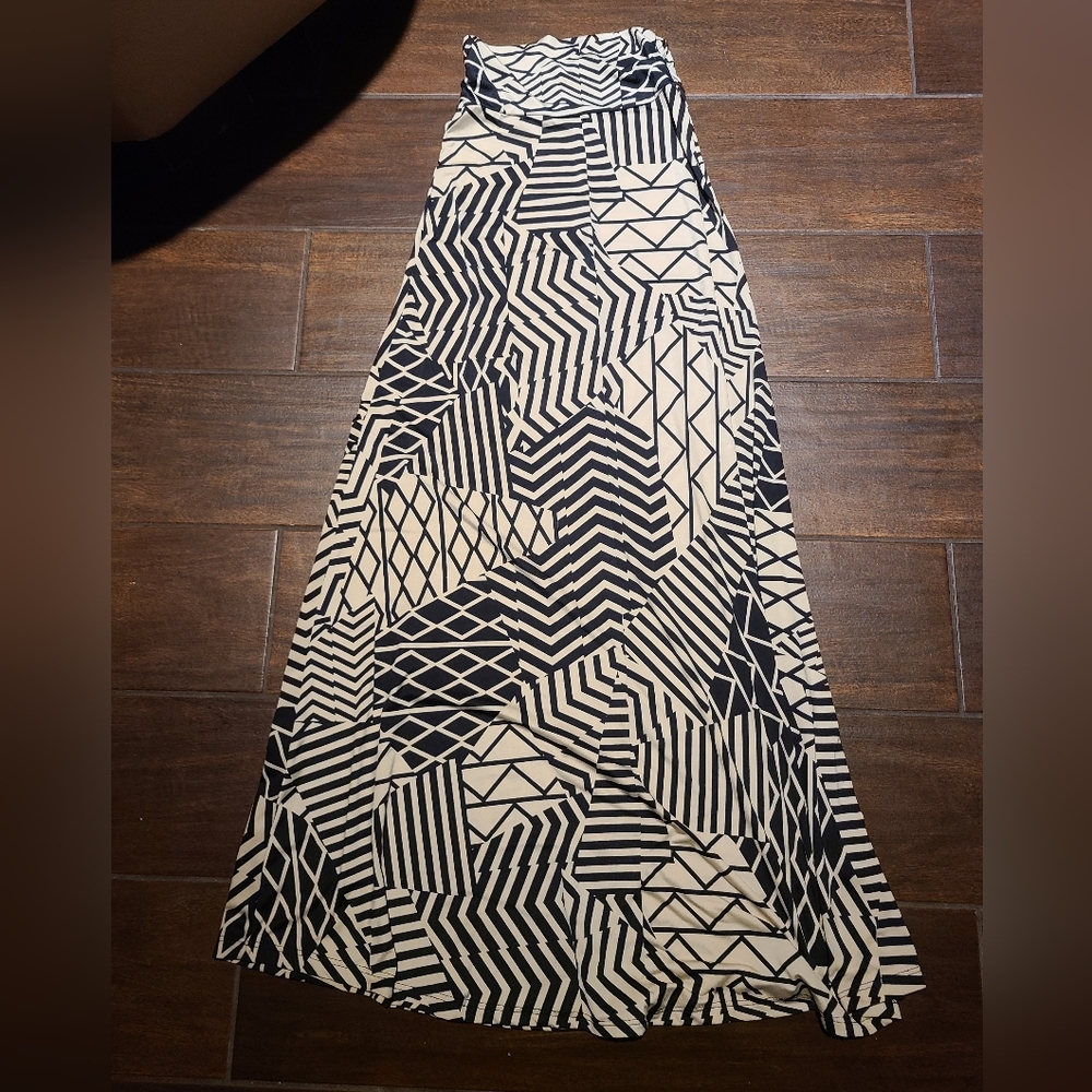 charlotte russe long skirt